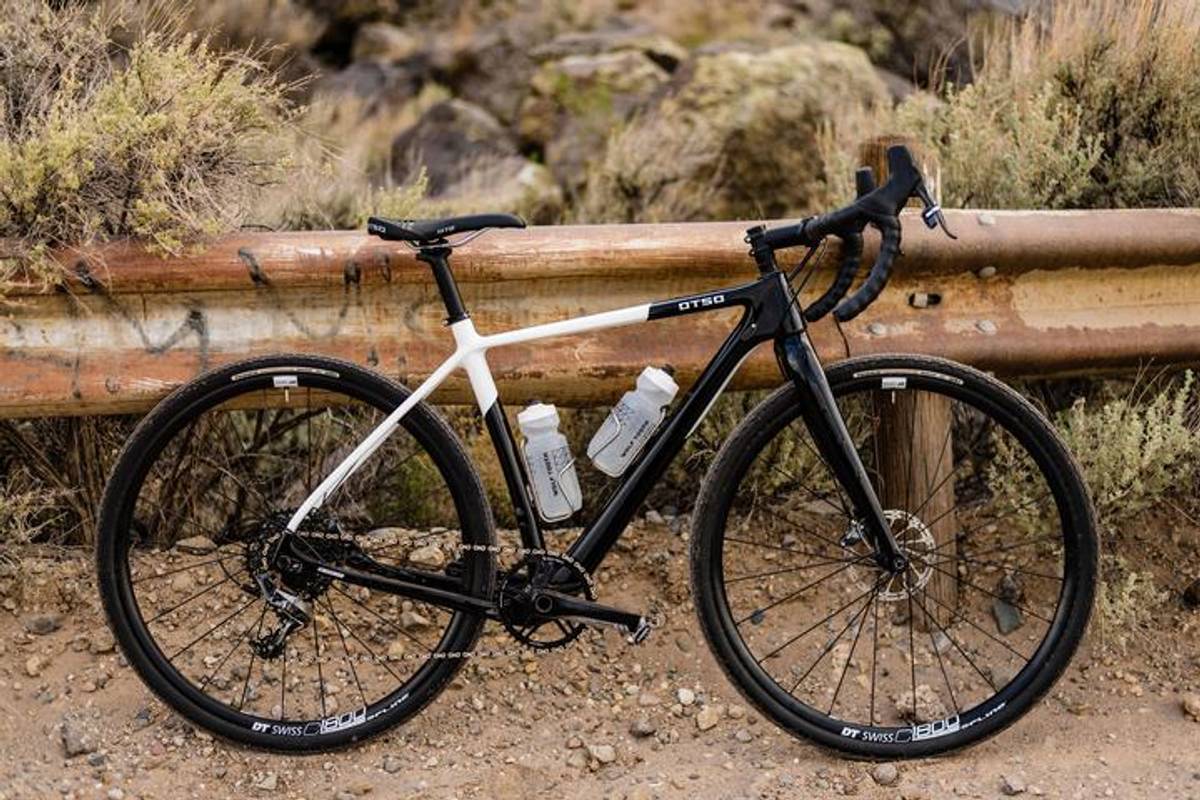 Wolf Tooth Morse Cage Ti Flaskeholder