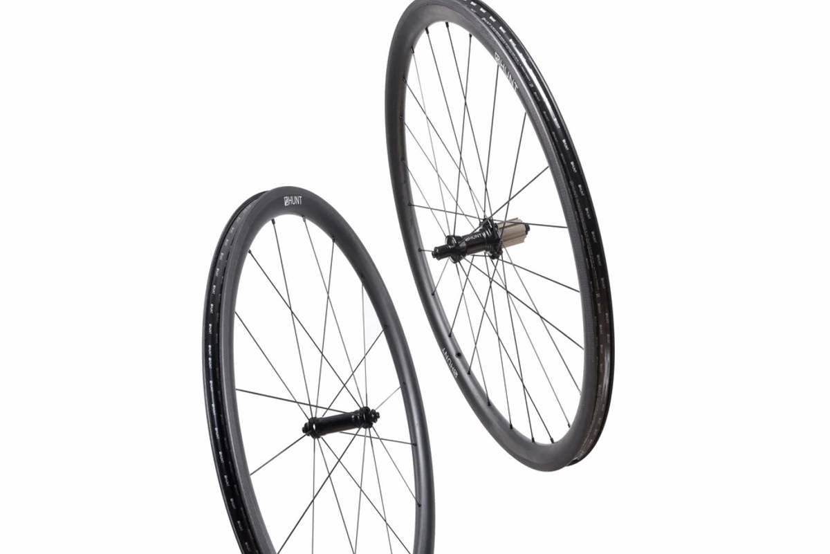 HUNT 36 Carbon Wide Aero Landevei Clincher Hjulsett